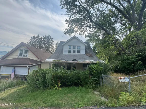 17 Cortland Street, Troy, NY 12180