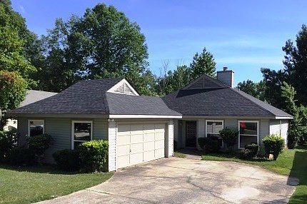 1st image of 139 Moss Creek Dr