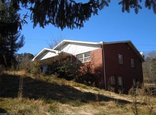 3709 Thickety Rd, Clyde, NC 28721