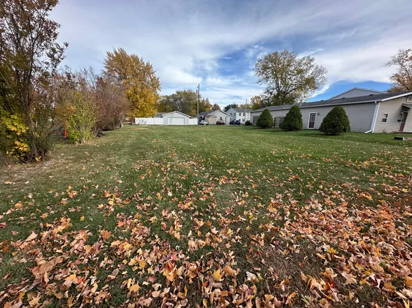 626 3rd Ave, Ottawa, IL 61350