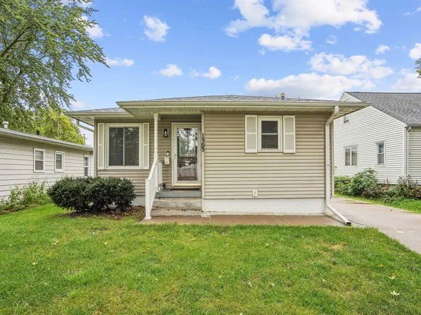 1905 Locke Ave, Waterloo, IA 50702