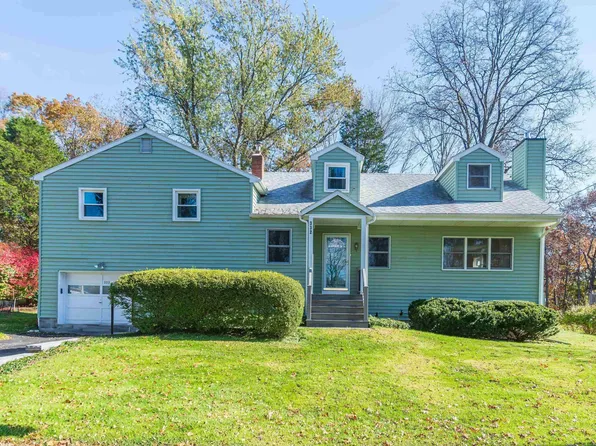 332 Circle Drive, Hurley, NY 12443