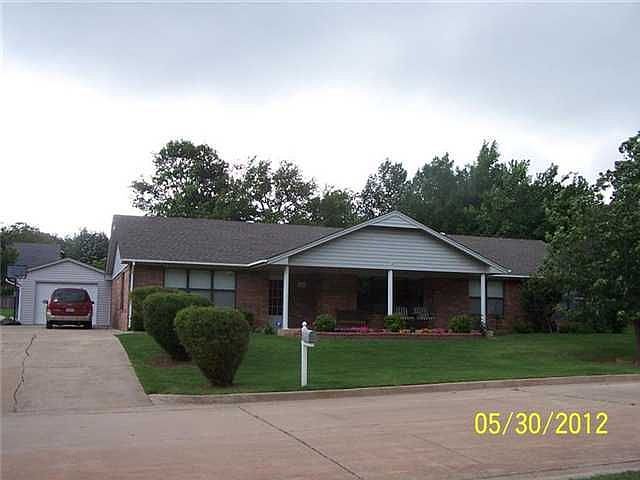 2nd image of 1110 W Washington Cir