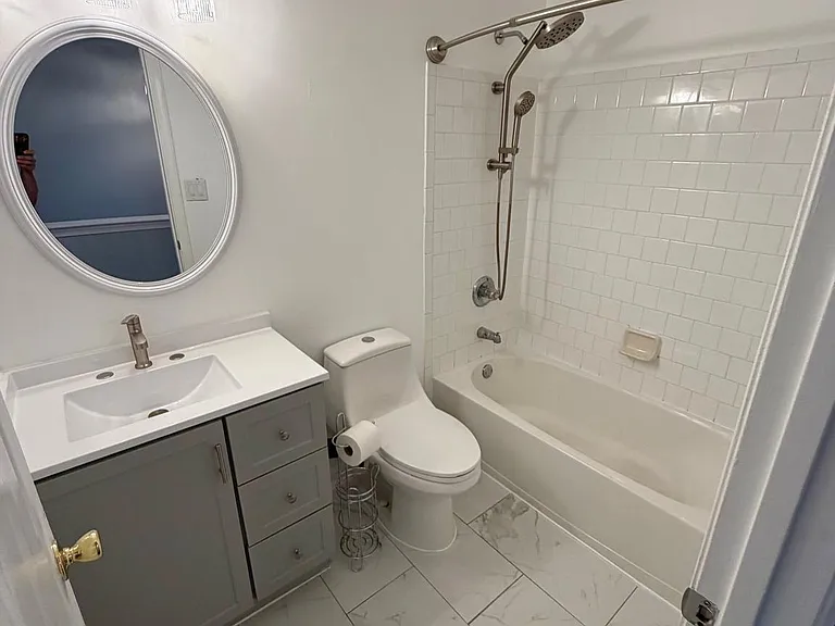 9804 Royal Commerce Pl — Photo 13