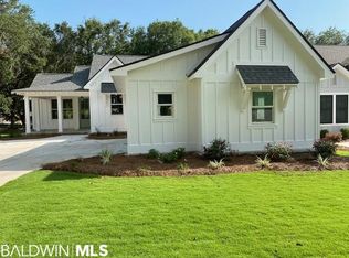 896 Geranium Dr, Fairhope, AL 36532