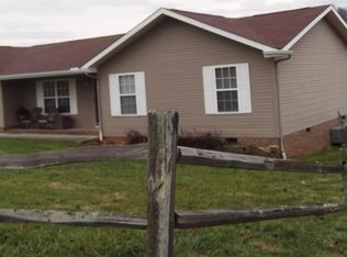 460 Tyler Dr, Dandridge, TN 37725