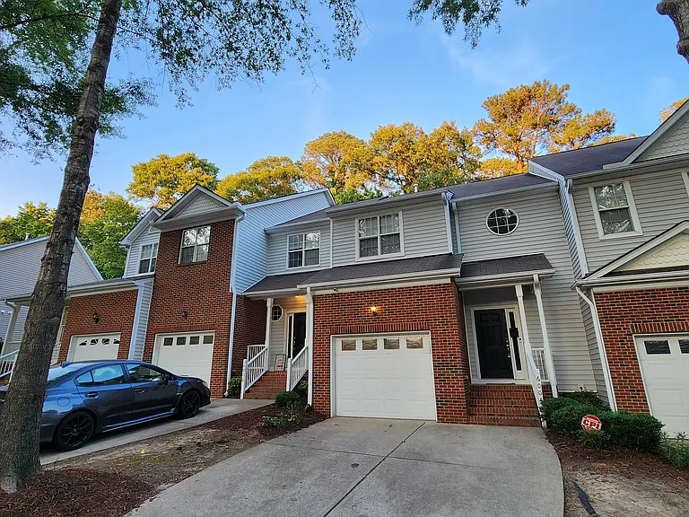 6004 Kohler Ln — Photo 2