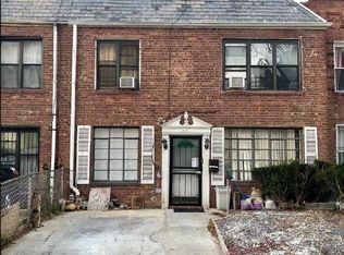 13225 Avery Ave, Flushing, NY 11355