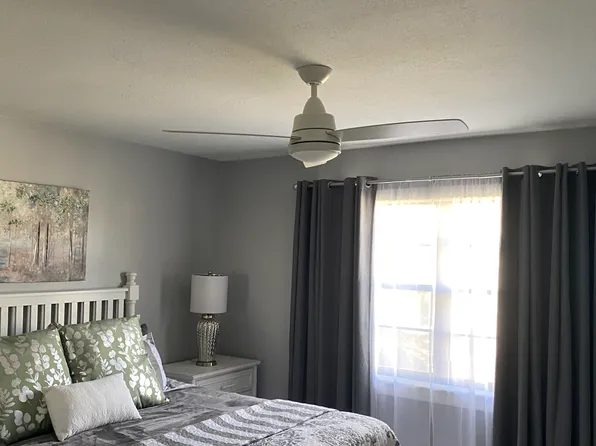 10 Arbor Ln, Oldsmar, FL 34677