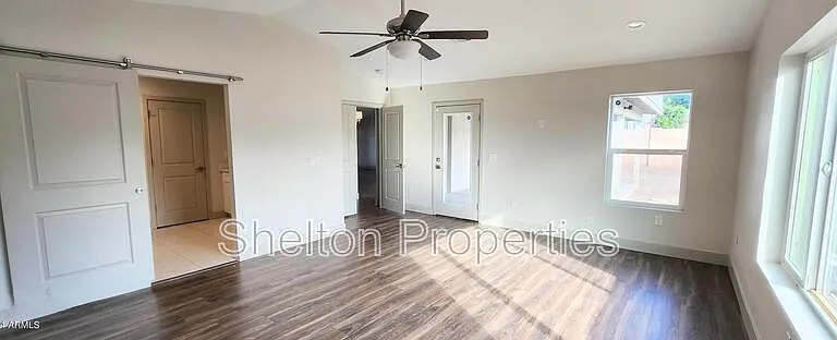3129 E Turney Ave — Photo 19