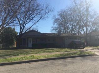 4808 Stephanie Dr, Haltom City, TX 76117