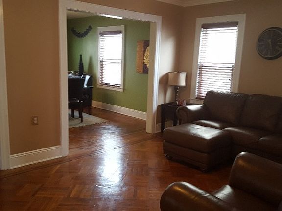 4th image of 11215 201st St
