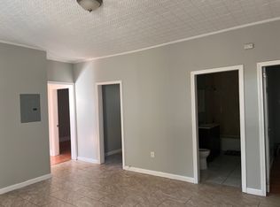 9 Saratoga St #2, Lawrence, MA 01841