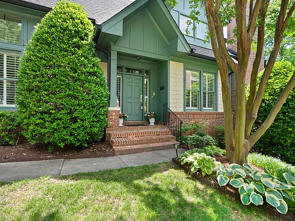4th image of 8110 Lloyd Allyns Way