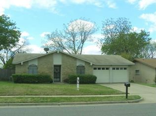 1812 Redwood St, Arlington, TX 76014