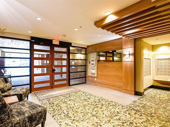 3rd image of 7131 Stride Ave #101