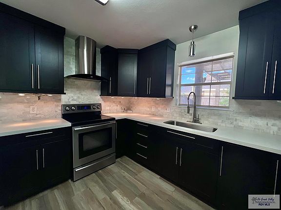 5th image of 344 Sagua La Grande Ave