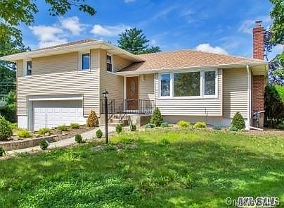 1st image of 2161 Regent Court