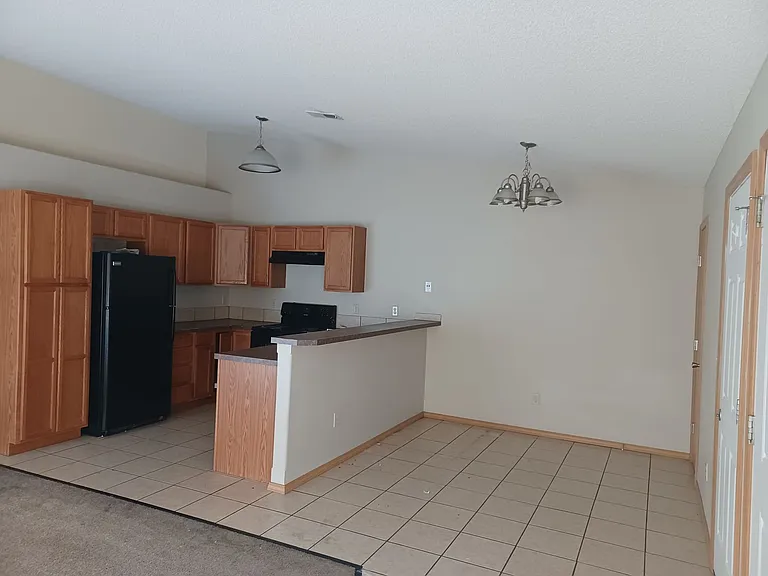 137 N Kessler St — Photo 3
