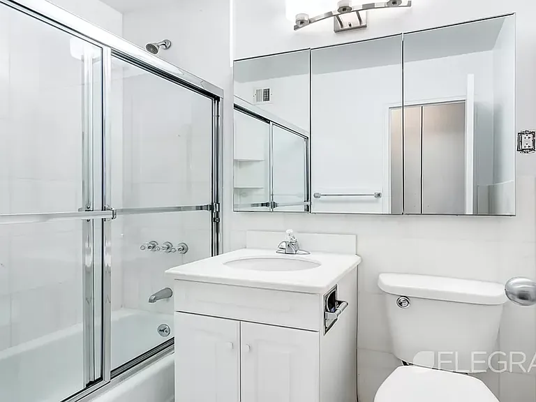 888 8th Ave #20U — Photo 4
