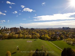 260 Seneca Hill Dr #PENTHOUSE 8, Toronto, ON M2J4S6