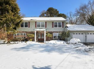 142 Monmouth Rd, Monroe Township, NJ 08831