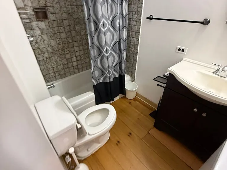 1535 Pensacola St #212 — Photo 3
