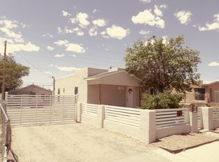 1905 Arno St SE, Albuquerque, NM 87102