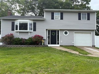 93 Holiday Park Drive, Centereach, NY, 11720