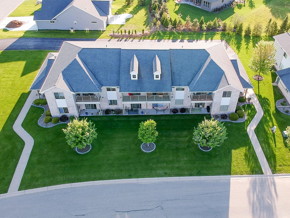 Exterior - Bottom Right Unit