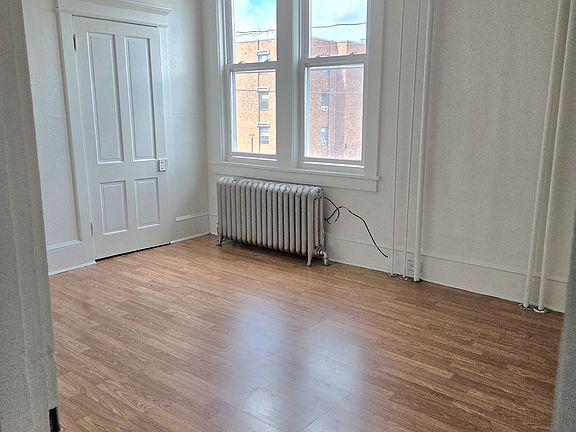3rd image of 100 S Pine St APT 2