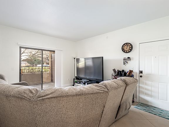 3rd image of 8250 N Grand Canyon Dr Unit 1126