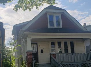 2945 N Mother Simpson Way, Milwaukee, WI 53206