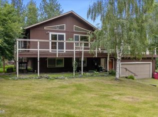 5625 E Rosebud Ct, Wasilla, AK 99654