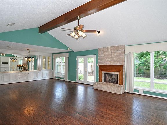4th image of 3626 Riverwood Park Dr