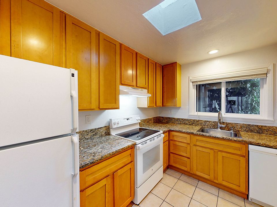 1st image of 100 Sycamore Ave APT 14