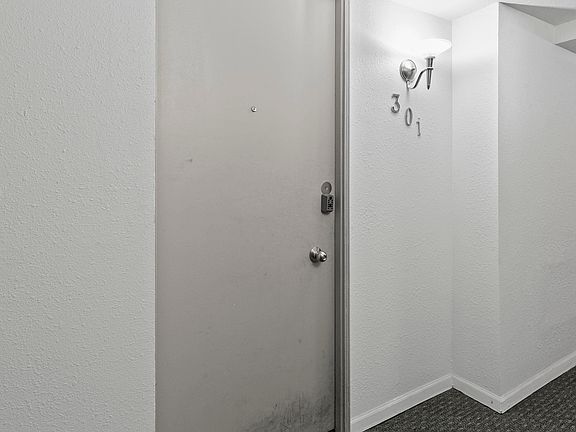 4th image of 105 N 31st Ave APT 301
