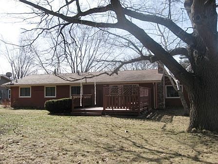 2nd image of 4049 Henry St