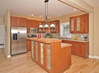 3620 Quebec Ave S, Saint Louis Park, MN 55426