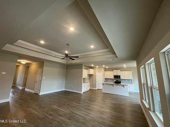 4th image of 15132 Post Mill Ct