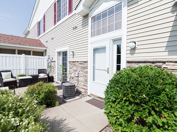 2nd image of 6756 Pine Crest Trl S