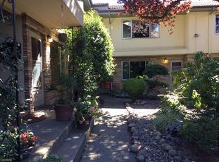 507 E Harrison St, Seattle, WA 98102
