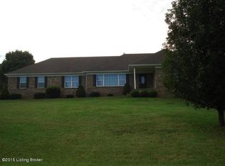 102 Englewood Dr, Bardstown, KY 40004