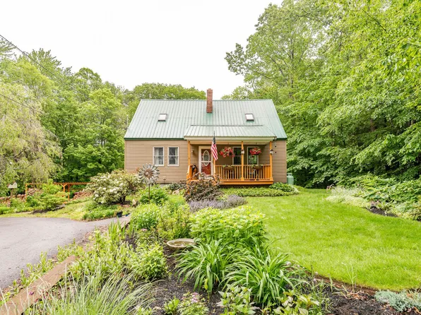 105 Betts Road, Rochester, NH 03867