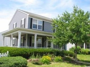 1051 Four Seasons Blvd, Aurora, IL 60504