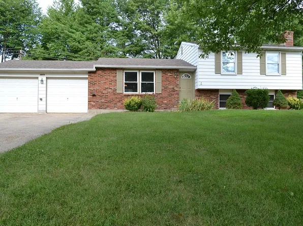 5873 Whippoorwill Hollow Dr, Milford, OH 45150