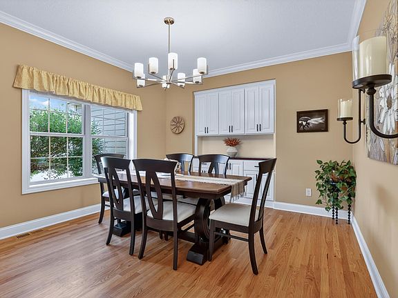 4th image of 1872 Shannon Oaks Blvd NE