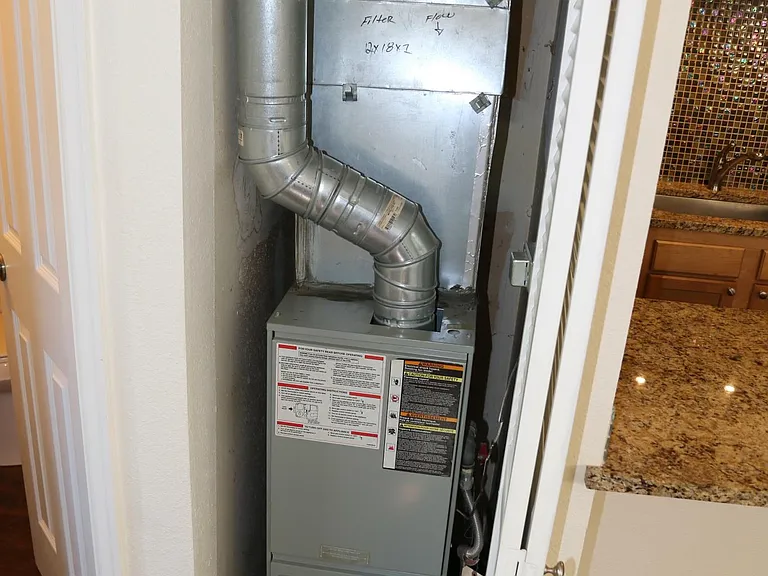 348 Arapahoe Ave #11 — Photo 14