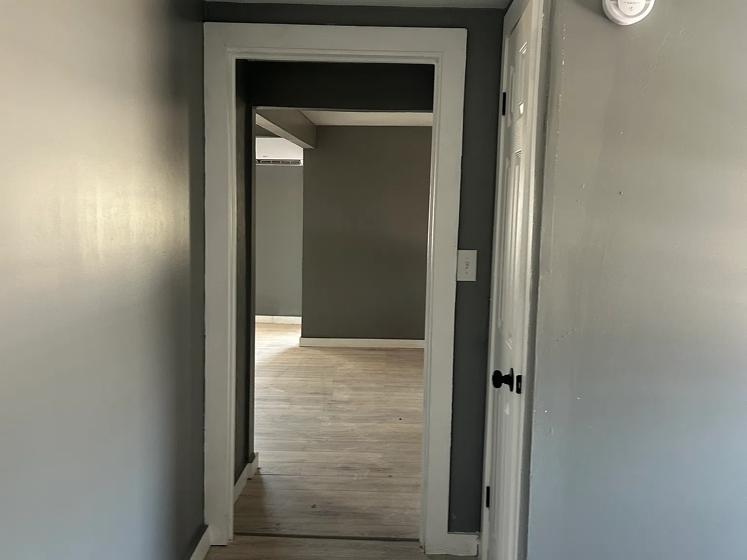 3 bed, 1000 sqft, $1,200 — Photo 4