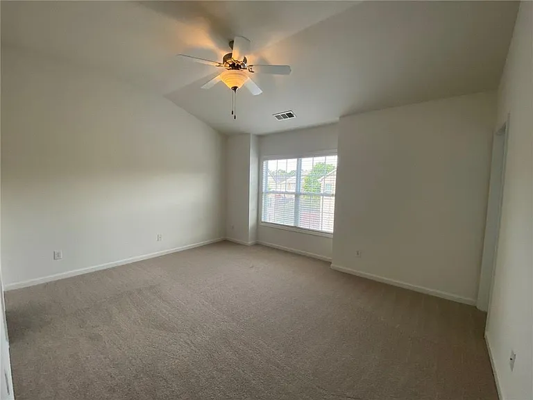 3231 Greenwood Oak Dr — Photo 34